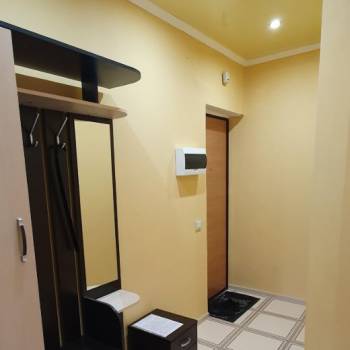 Продается 1-комнатная квартира, 38 м²