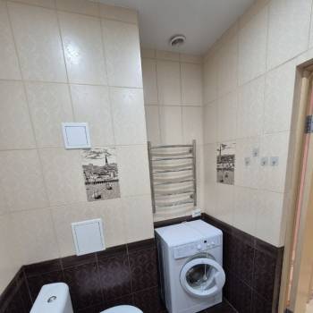 Продается 1-комнатная квартира, 38 м²