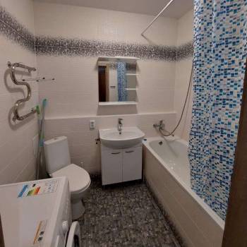 Сдается 1-комнатная квартира, 39 м²