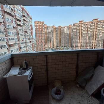 Продается 1-комнатная квартира, 42,9 м²