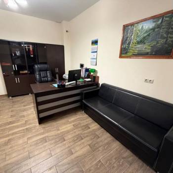 Продается Офис, 104 м²