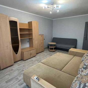 Сдается 1-комнатная квартира, 47 м²