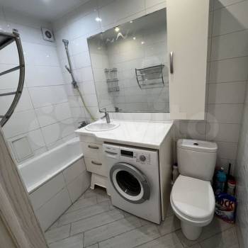 Сдается Многокомнатная квартира, 56 м²