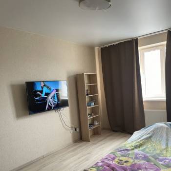 Сдается 1-комнатная квартира, 42 м²