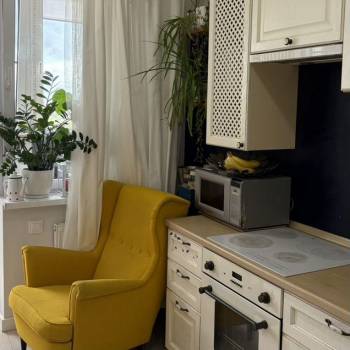 Сдается 1-комнатная квартира, 42 м²