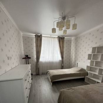 Сдается Многокомнатная квартира, 77 м²