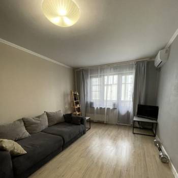 Сдается 2-х комнатная квартира, 64 м²
