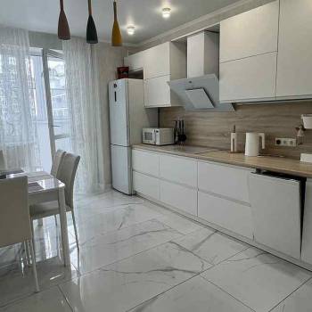 Сдается 2-х комнатная квартира, 73 м²