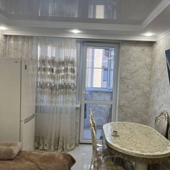 Сдается 2-х комнатная квартира, 65 м²