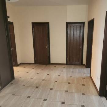 Сдается 2-х комнатная квартира, 74 м²
