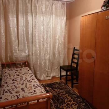 Продается Многокомнатная квартира, 63 м²