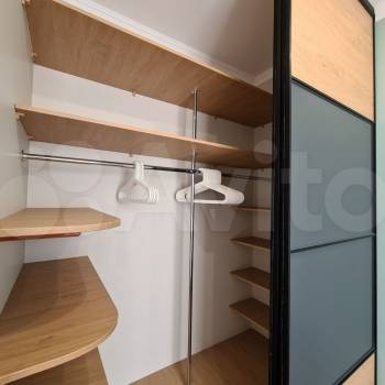 Продается 1-комнатная квартира, 35 м²
