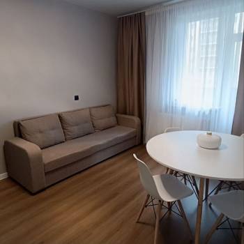 Сдается 1-комнатная квартира, 38 м²