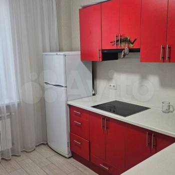 Сдается 1-комнатная квартира, 37 м²