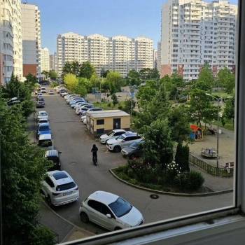 Сдается 1-комнатная квартира, 40 м²