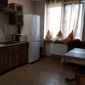 Сдается 1-комнатная квартира, 38 м²