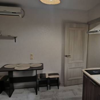 Сдается 1-комнатная квартира, 45 м²
