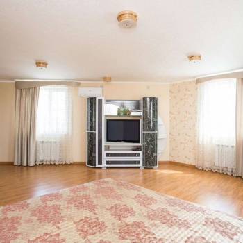 Продается Дом, 320 м²