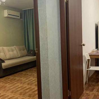 Сдается 1-комнатная квартира, 42 м²