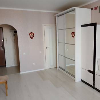 Сдается 1-комнатная квартира, 43 м²