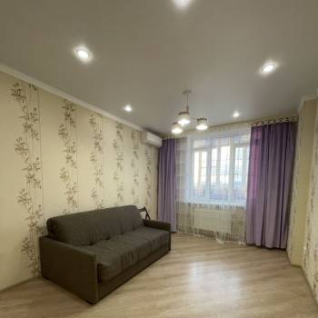 Сдается 1-комнатная квартира, 38,6 м²