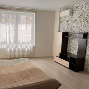 Сдается 2-х комнатная квартира, 56 м²