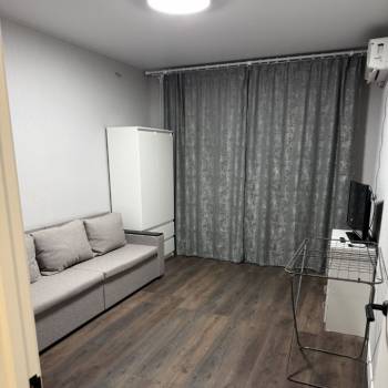 Сдается 1-комнатная квартира, 44 м²