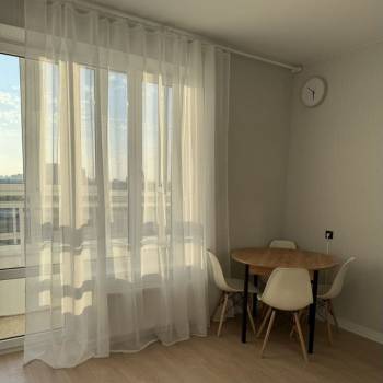Сдается 1-комнатная квартира, 35 м²
