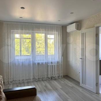 Сдается Многокомнатная квартира, 50 м²