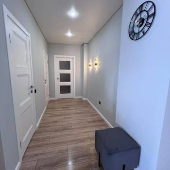Сдается 2-х комнатная квартира, 85 м²