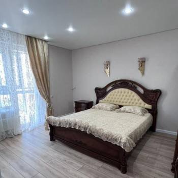 Сдается 2-х комнатная квартира, 85 м²