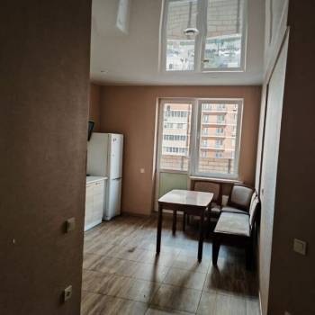 Сдается 1-комнатная квартира, 41 м²