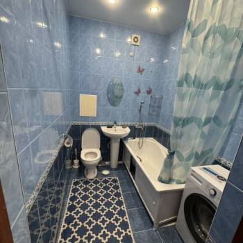 Сдается 1-комнатная квартира, 49 м²