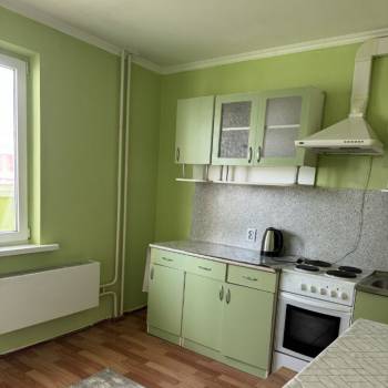 Сдается 1-комнатная квартира, 37 м²