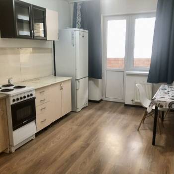 Сдается 2-х комнатная квартира, 60 м²