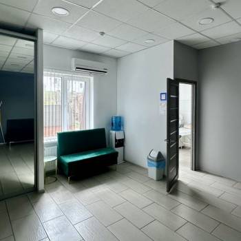 Сдается Нежилое помещение, 70,7 м²