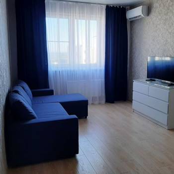 Сдается 1-комнатная квартира, 40 м²