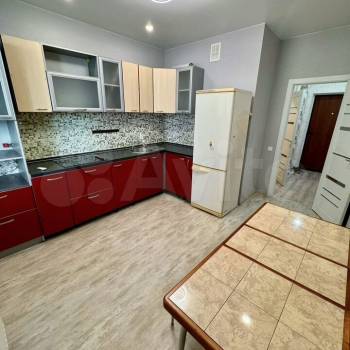 Сдается 2-х комнатная квартира, 61 м²