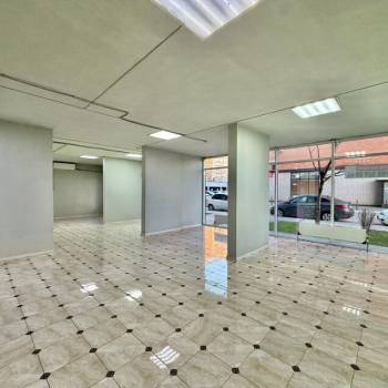 Сдается Торговое помещение, 116 м²