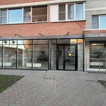 Сдается Торговое помещение, 116 м²