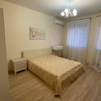 Сдается 1-комнатная квартира, 47 м²
