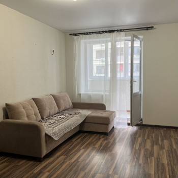 Сдается 1-комнатная квартира, 39 м²