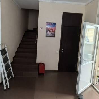 Сдается Нежилое помещение, 500 м²