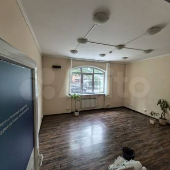 Сдается Нежилое помещение, 500 м²
