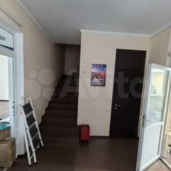 Сдается Нежилое помещение, 500 м²