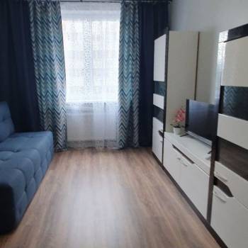 Сдается 1-комнатная квартира, 43 м²
