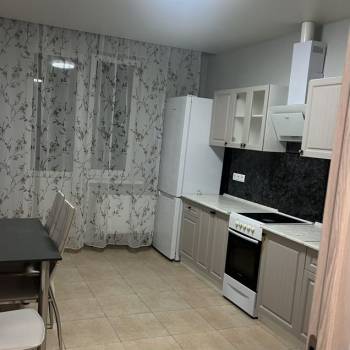 Сдается 2-х комнатная квартира, 56 м²