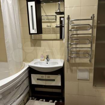 Сдается 2-х комнатная квартира, 80 м²