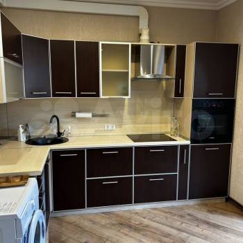 Сдается 2-х комнатная квартира, 80 м²