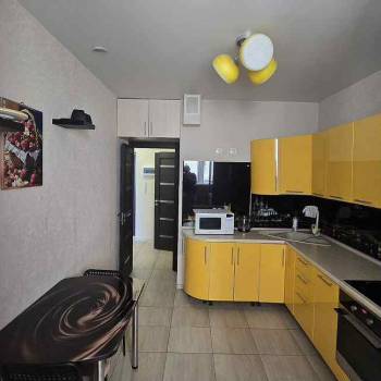 Сдается 1-комнатная квартира, 40 м²